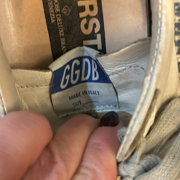 Golden Goose Superstar GGDB low top distressed sneakers with purple stars - Picture 11 of 12